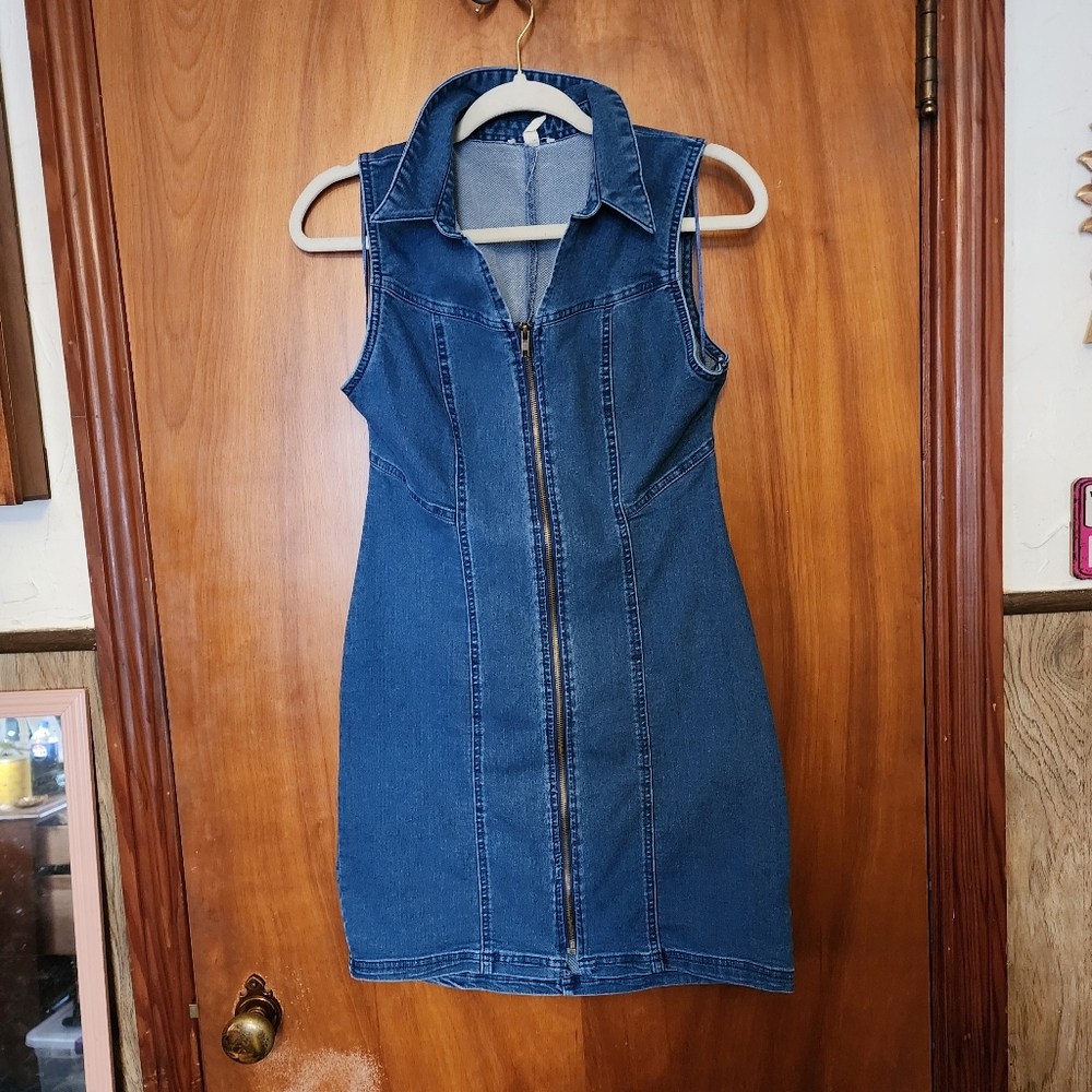 Denim Sleeveless Zip-Up Dress